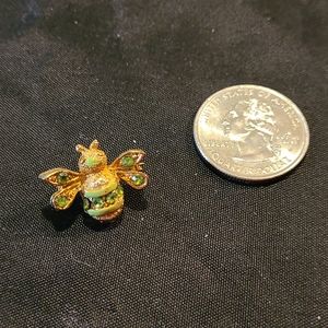 Green Stone Bee Brooch